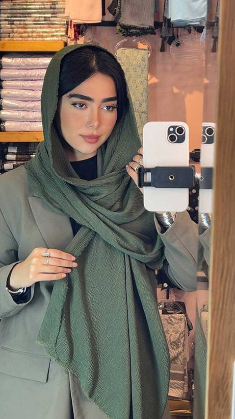 شال پلیسه برشکا 1 (رنگبندی دارد)