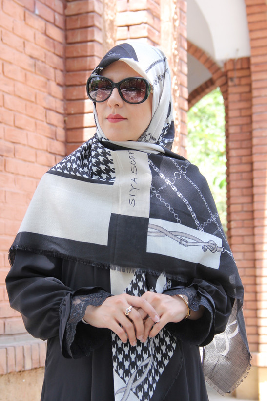 روسری سیا اسکارف طرح پیچازی سفید مشکی